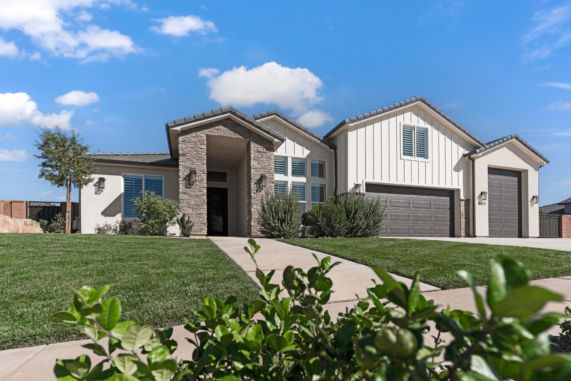 ROADRUNNER RIDGE - Residential