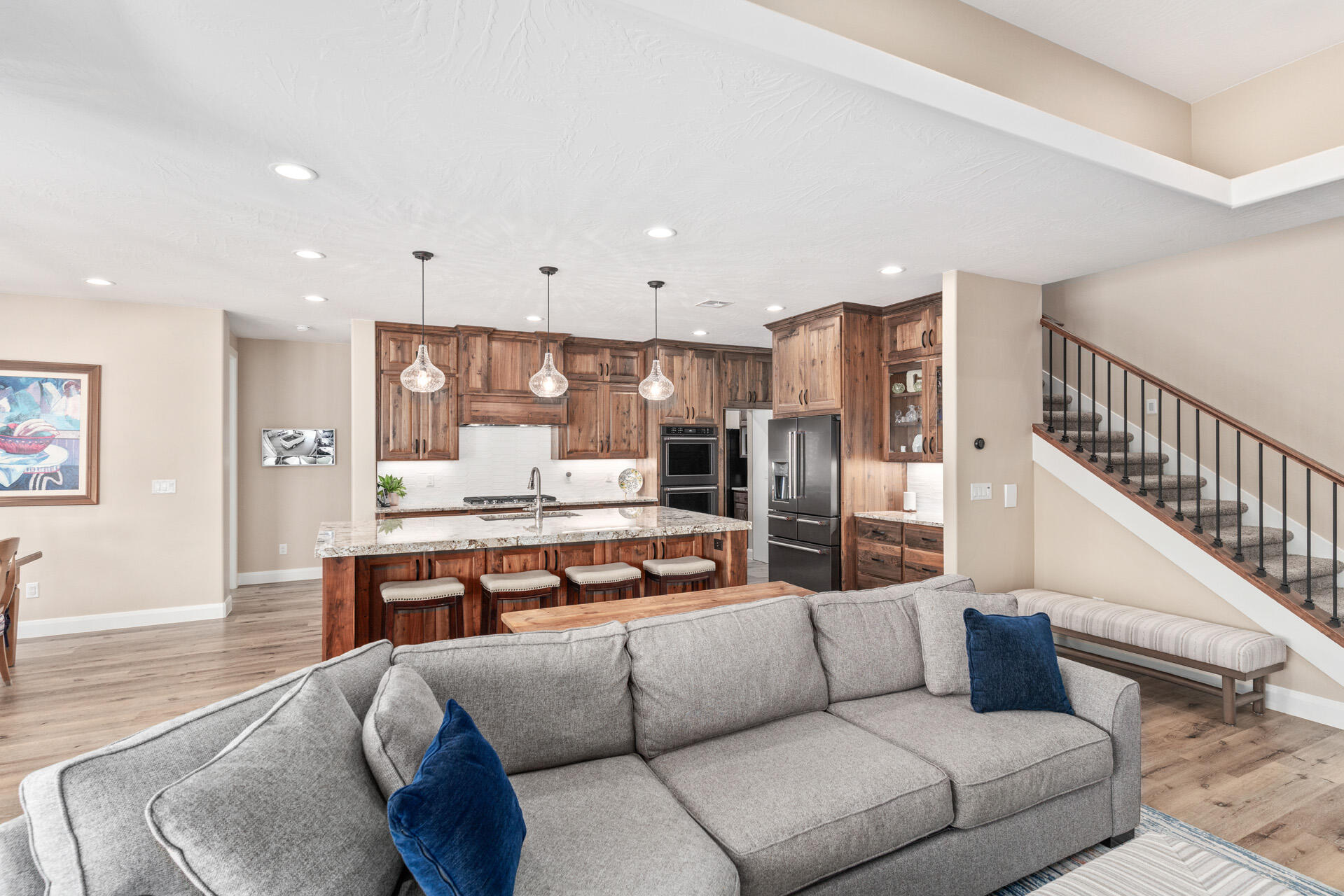 ROADRUNNER RIDGE - Residential