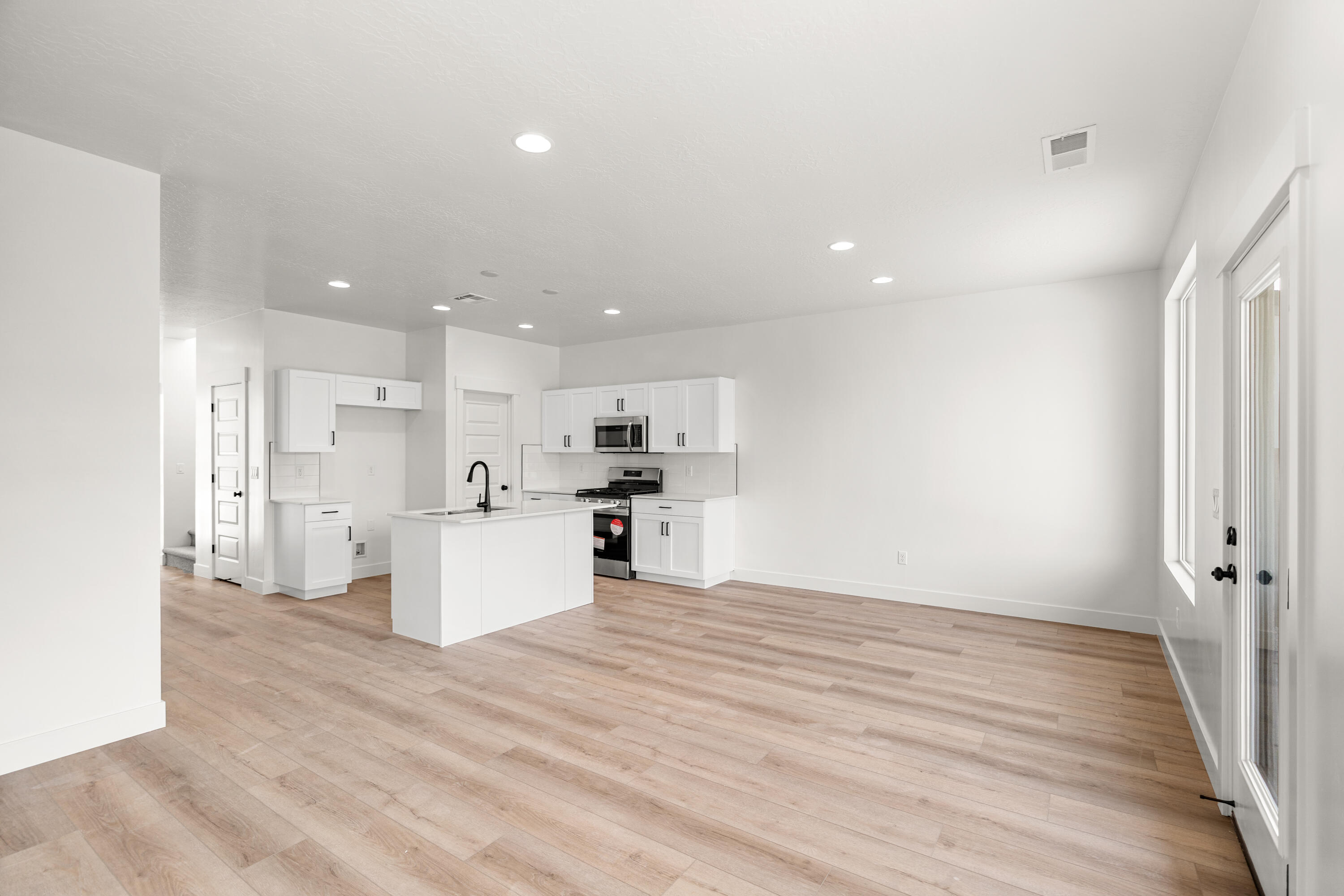 STRAWBERRY FIELDS ESTATES - Residential