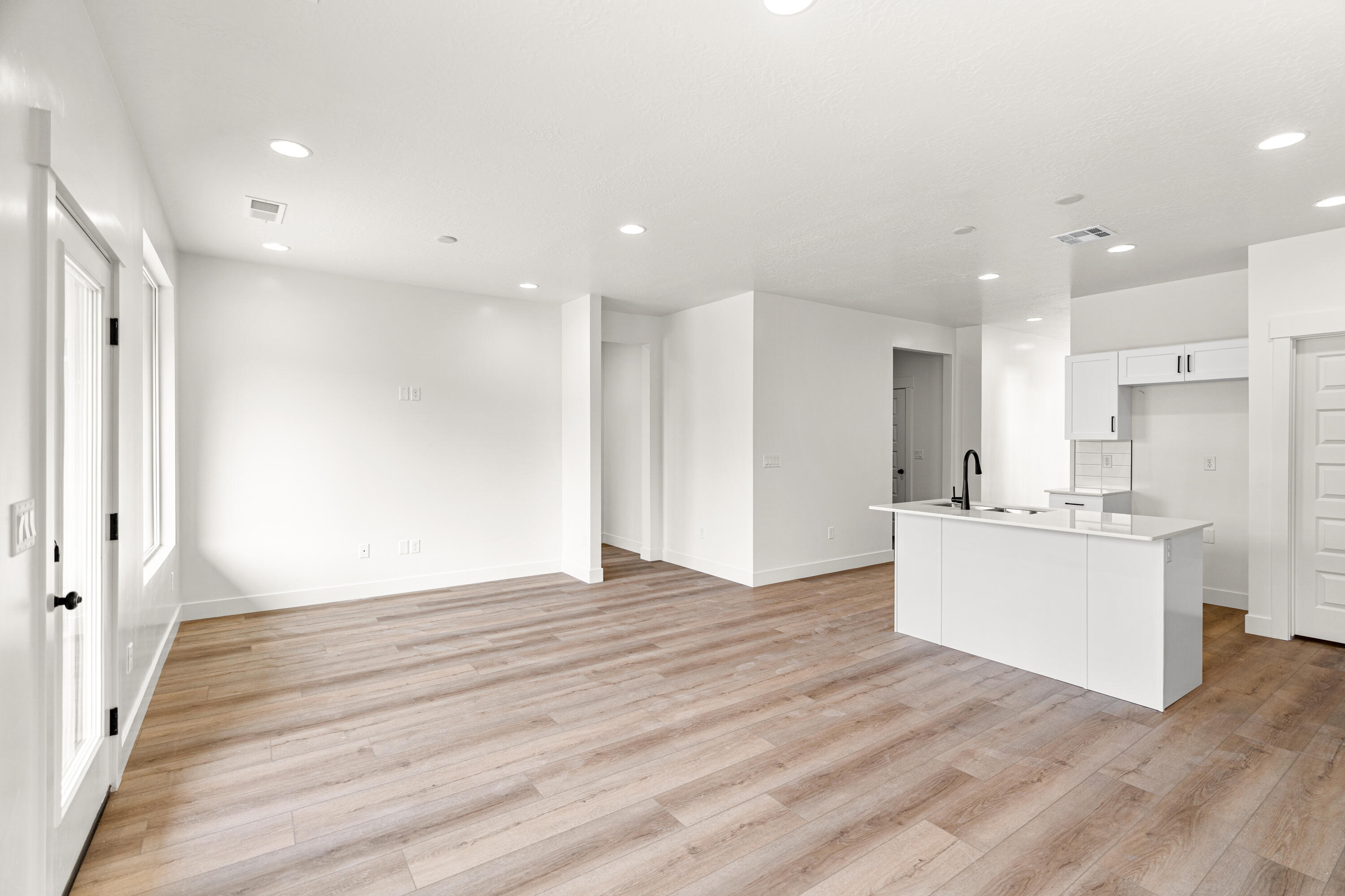 STRAWBERRY FIELDS ESTATES - Residential