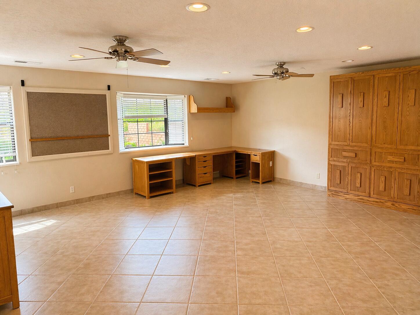 BLOOMINGTON RANCHES - Residential