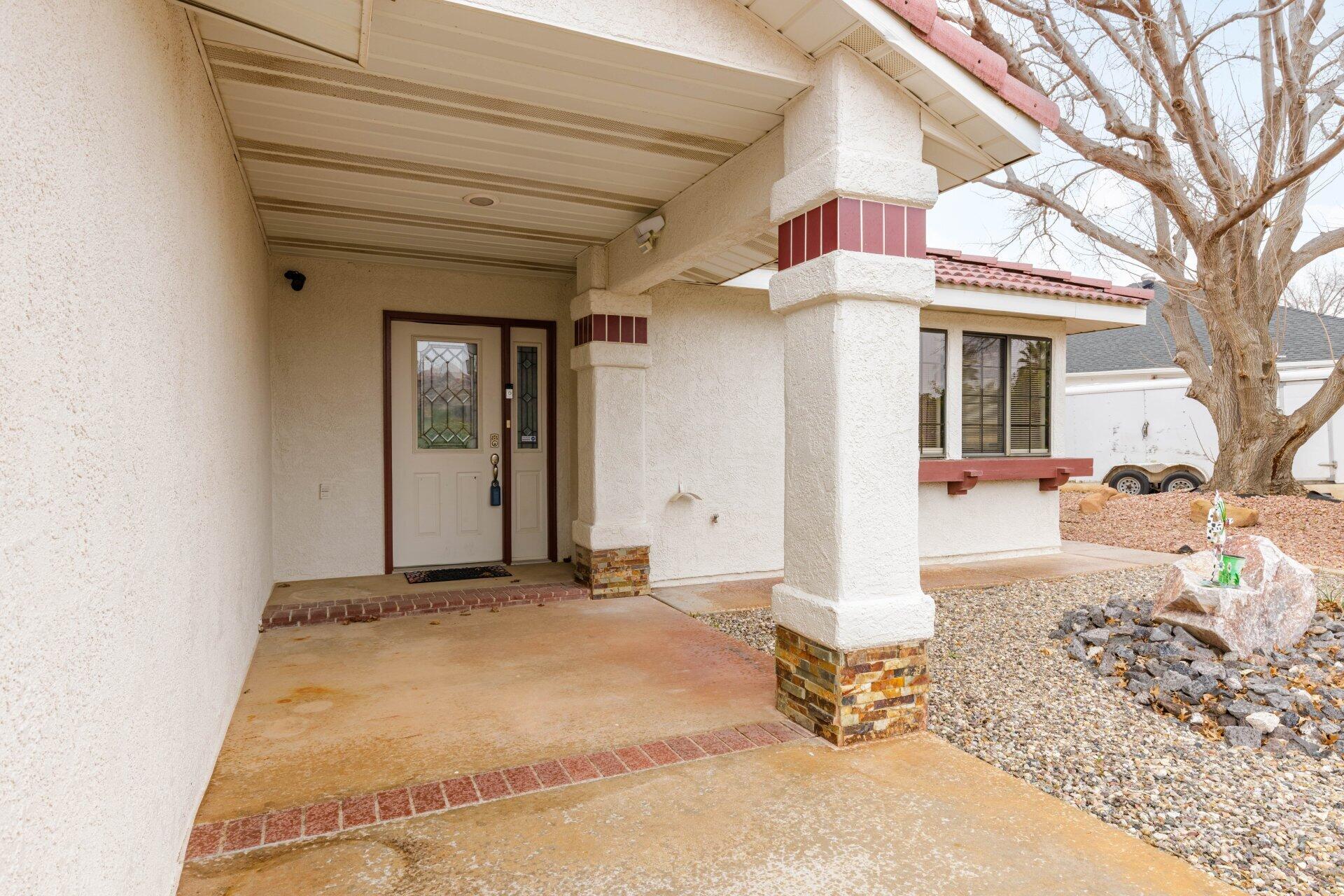 EAGLE'S LANDING - Residential