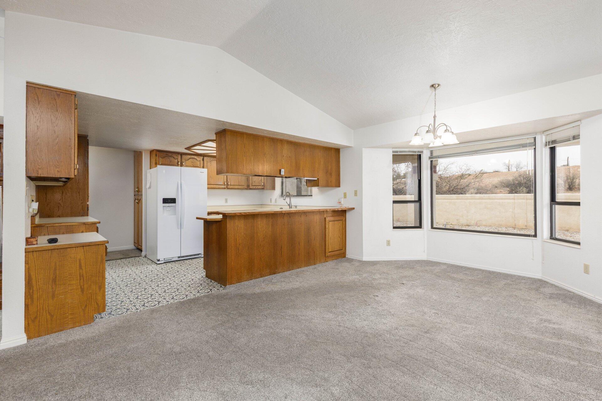 EAGLE'S LANDING - Residential