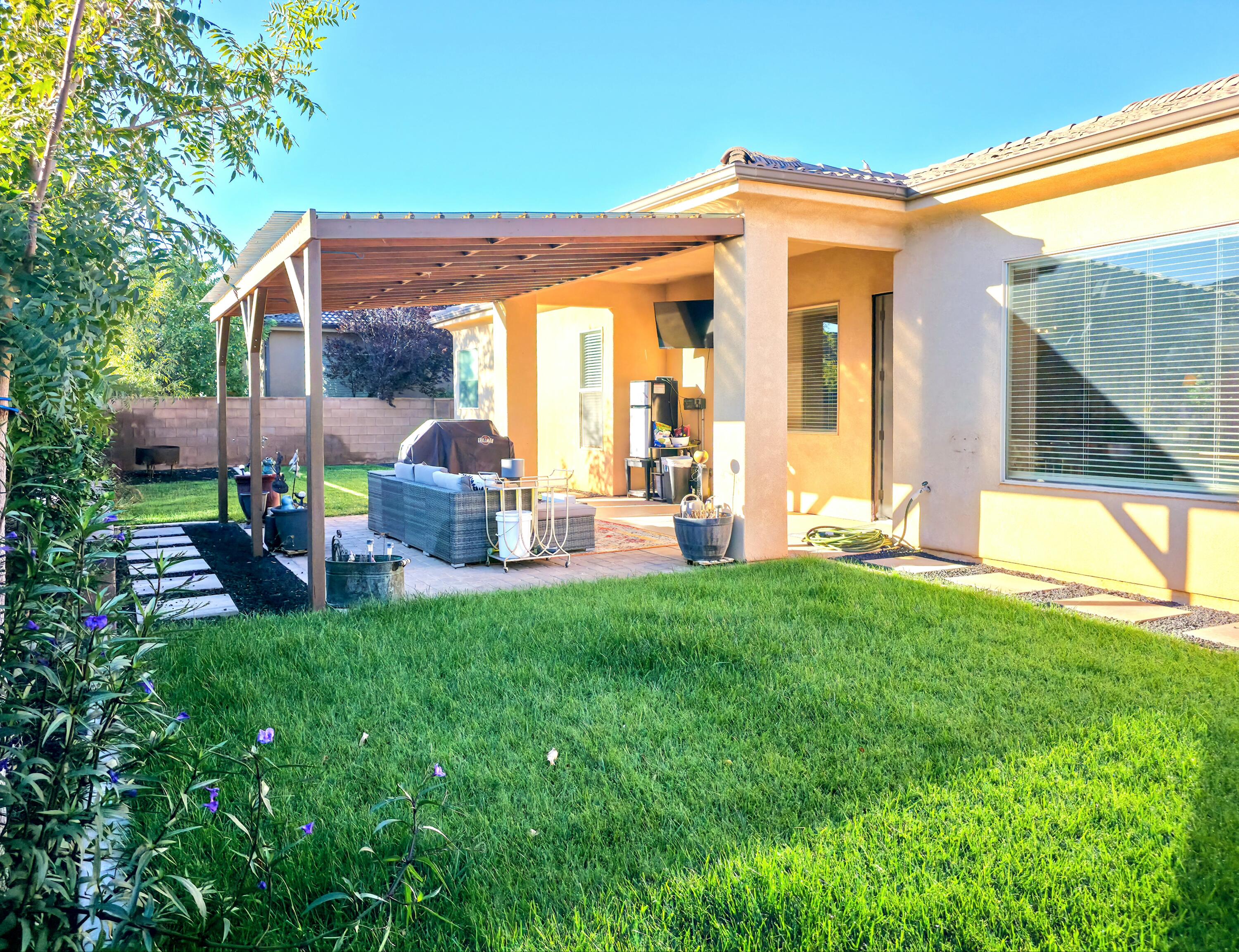 PEREGRINE POINTE - Residential