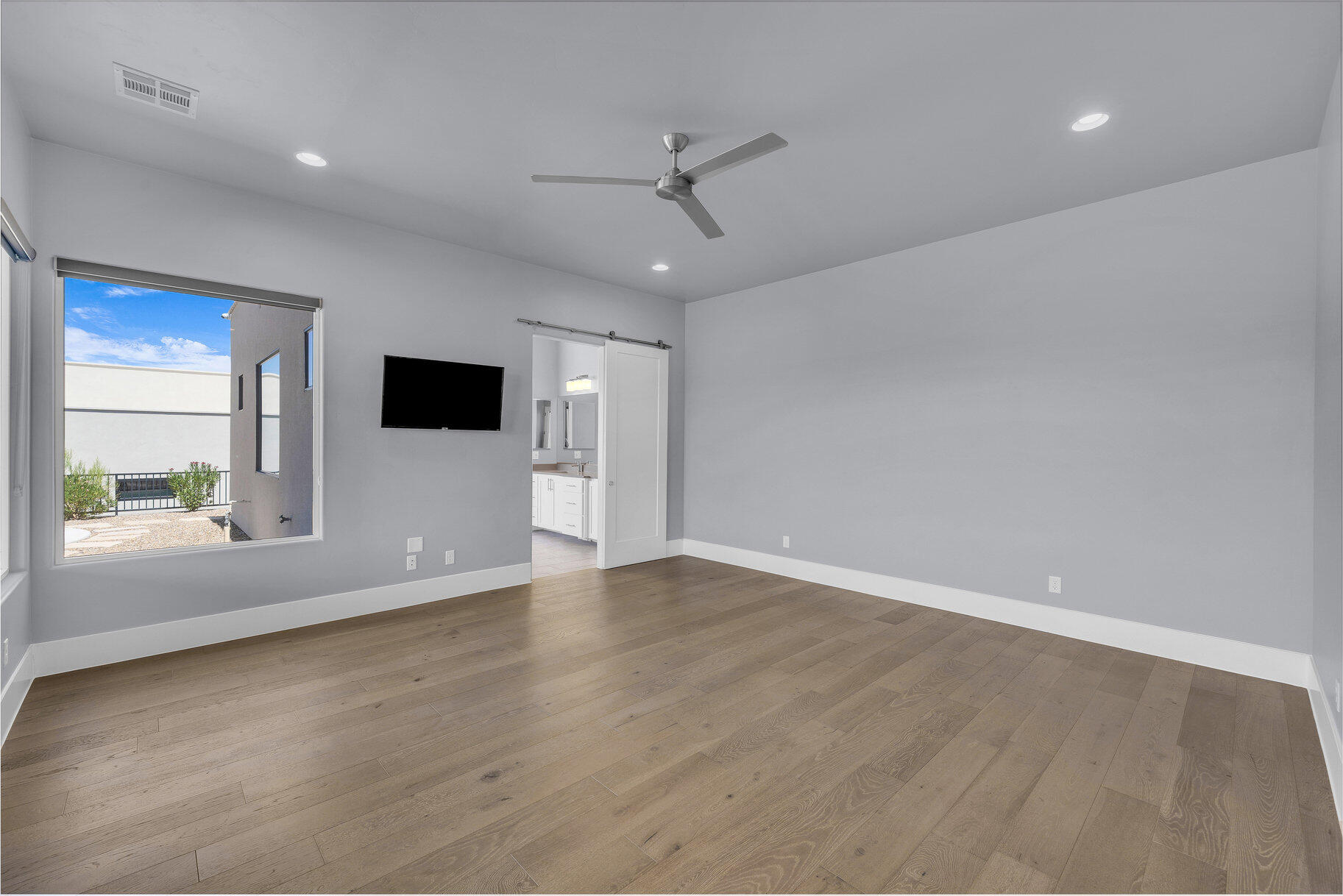 SOUTHGATE HILLS - Residential