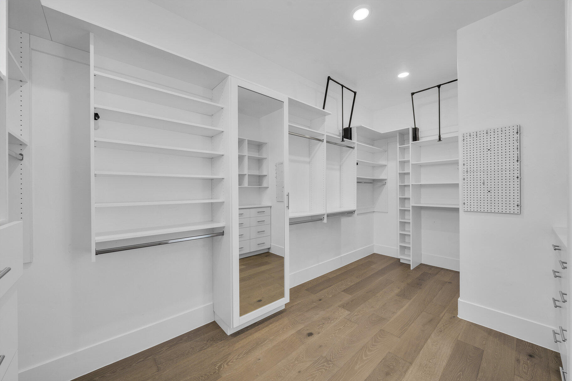 SOUTHGATE HILLS - Residential