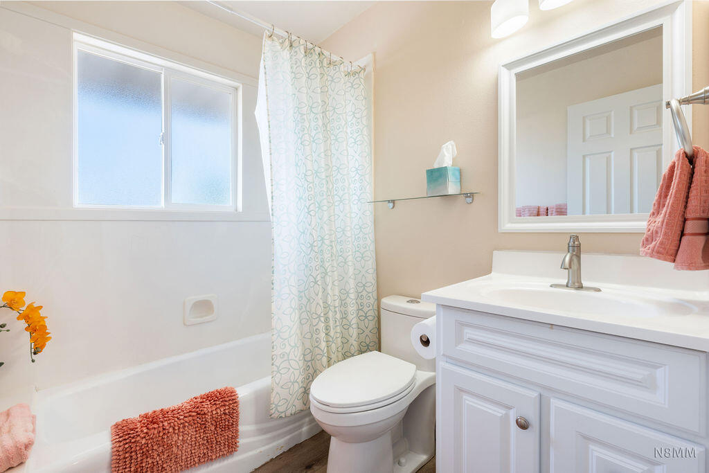 SNOW HAVEN TOWNHOMES - Residential