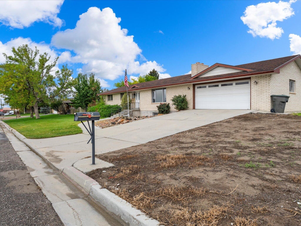Photo of 945 Drexel ST, Price, UT 84501 (MLS # 26-276873)