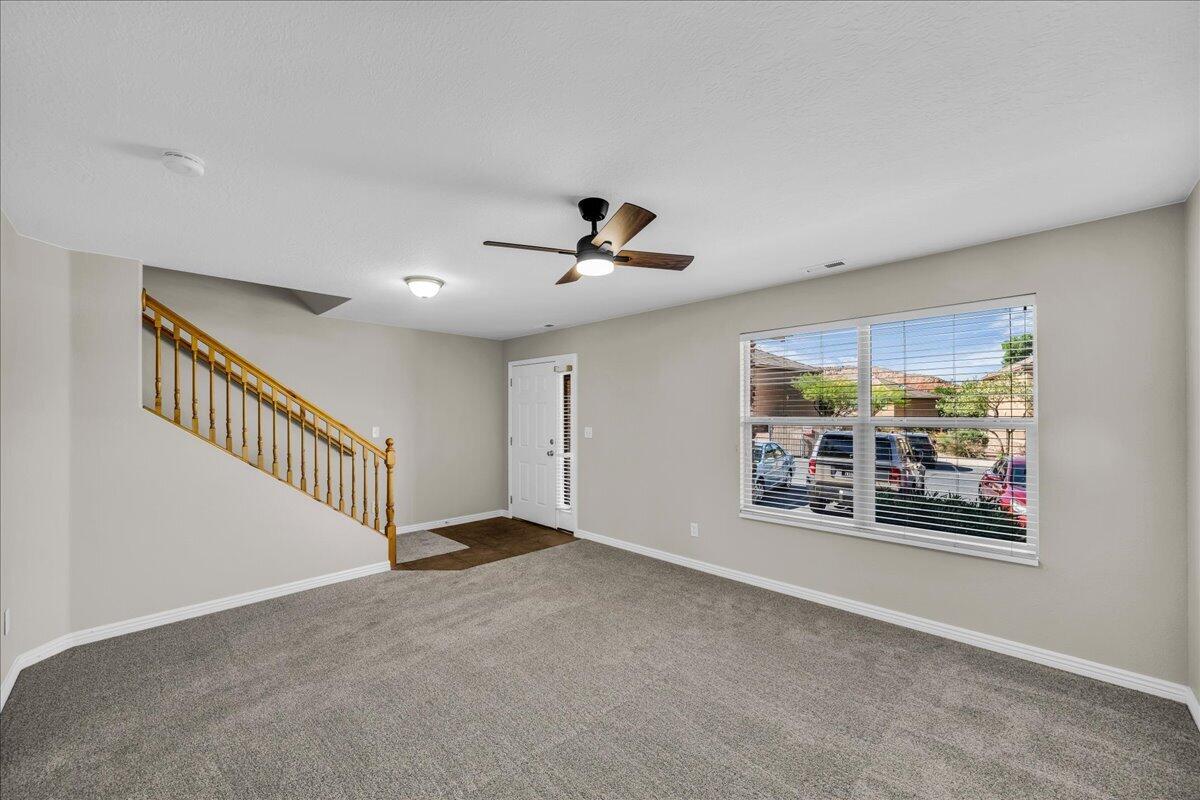 HIDDEN VALLEY TOWN HOMES - Residential