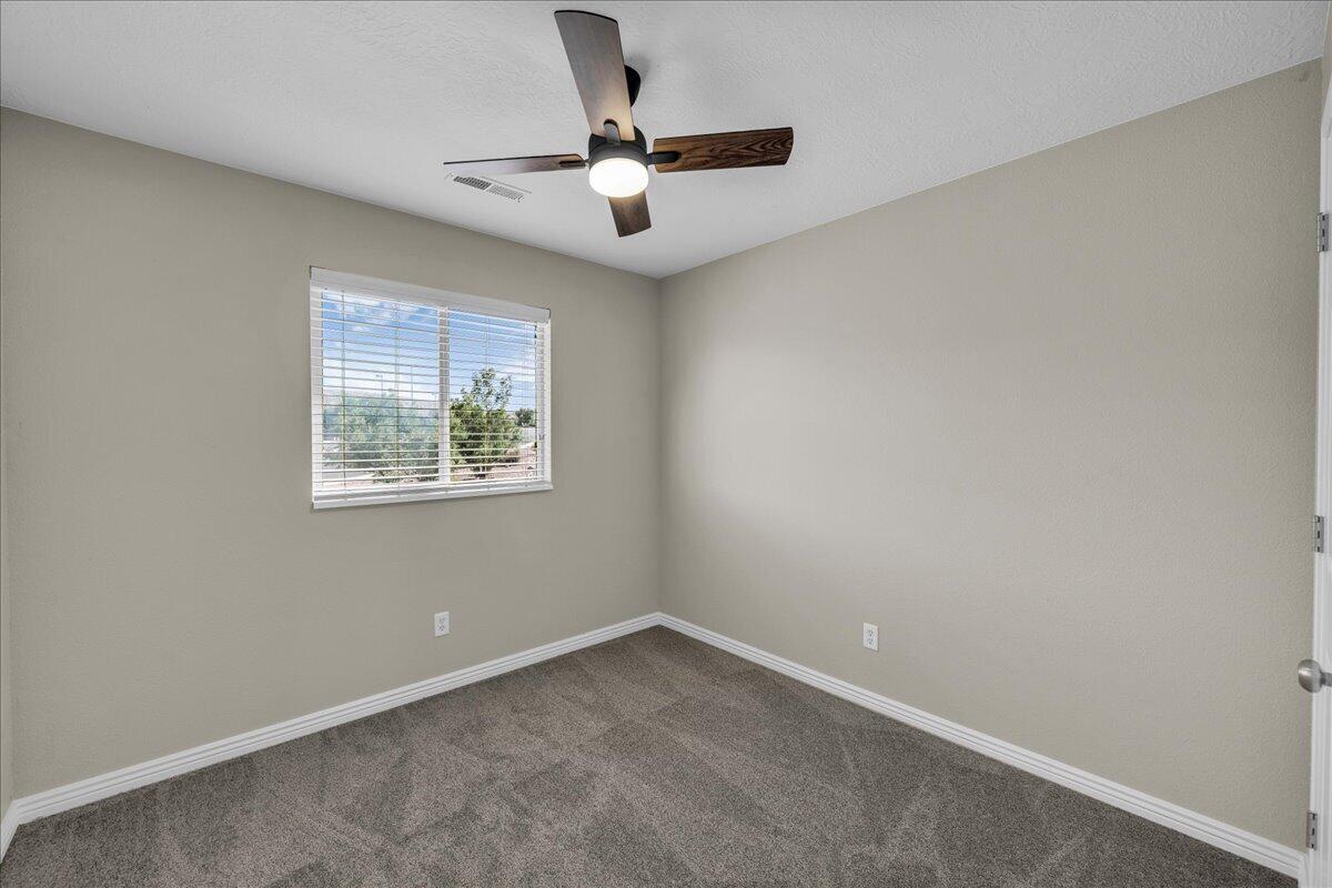 HIDDEN VALLEY TOWN HOMES - Residential