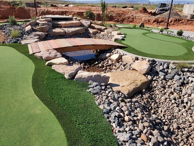 HOMESTEADS AT STUCKI FARMS - Residential