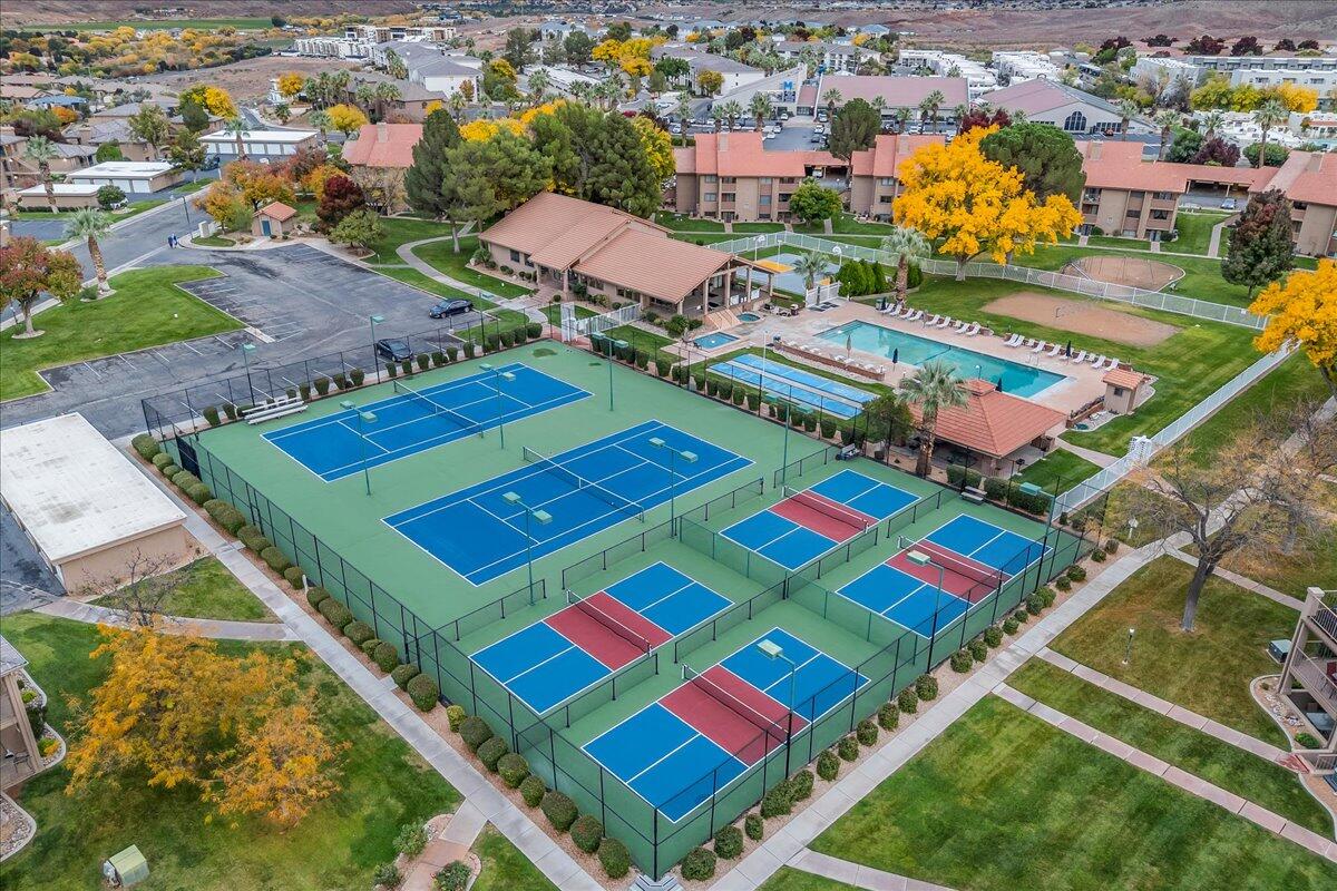 SPORTS VILLAGE - Residential