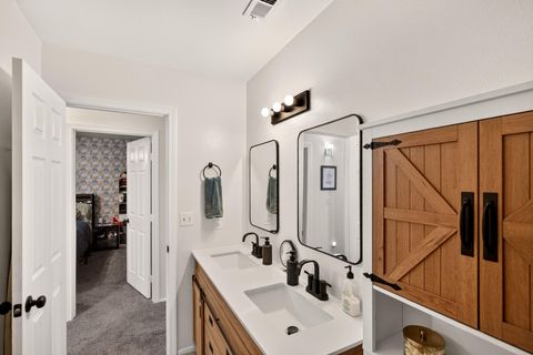Tiny photo for 1150 W 360 N 12 #12, Saint George, UT 84770 (MLS # 26-274112)
