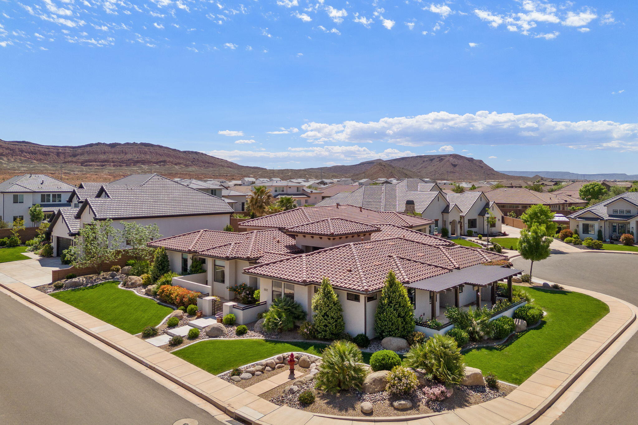 SOUTHERN VISTAS - Residential