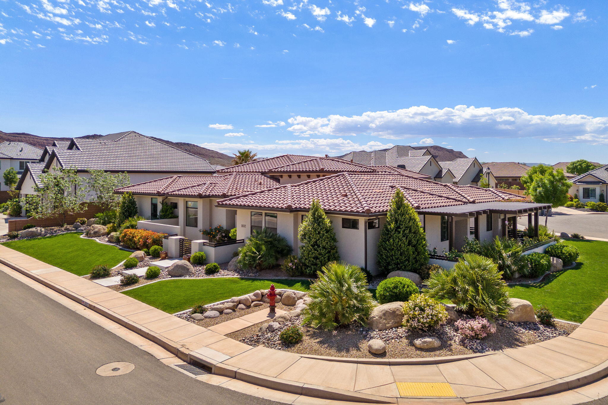 SOUTHERN VISTAS - Residential