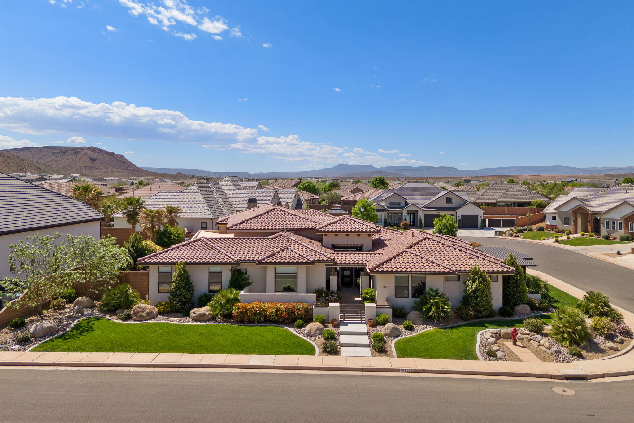 SOUTHERN VISTAS - Residential