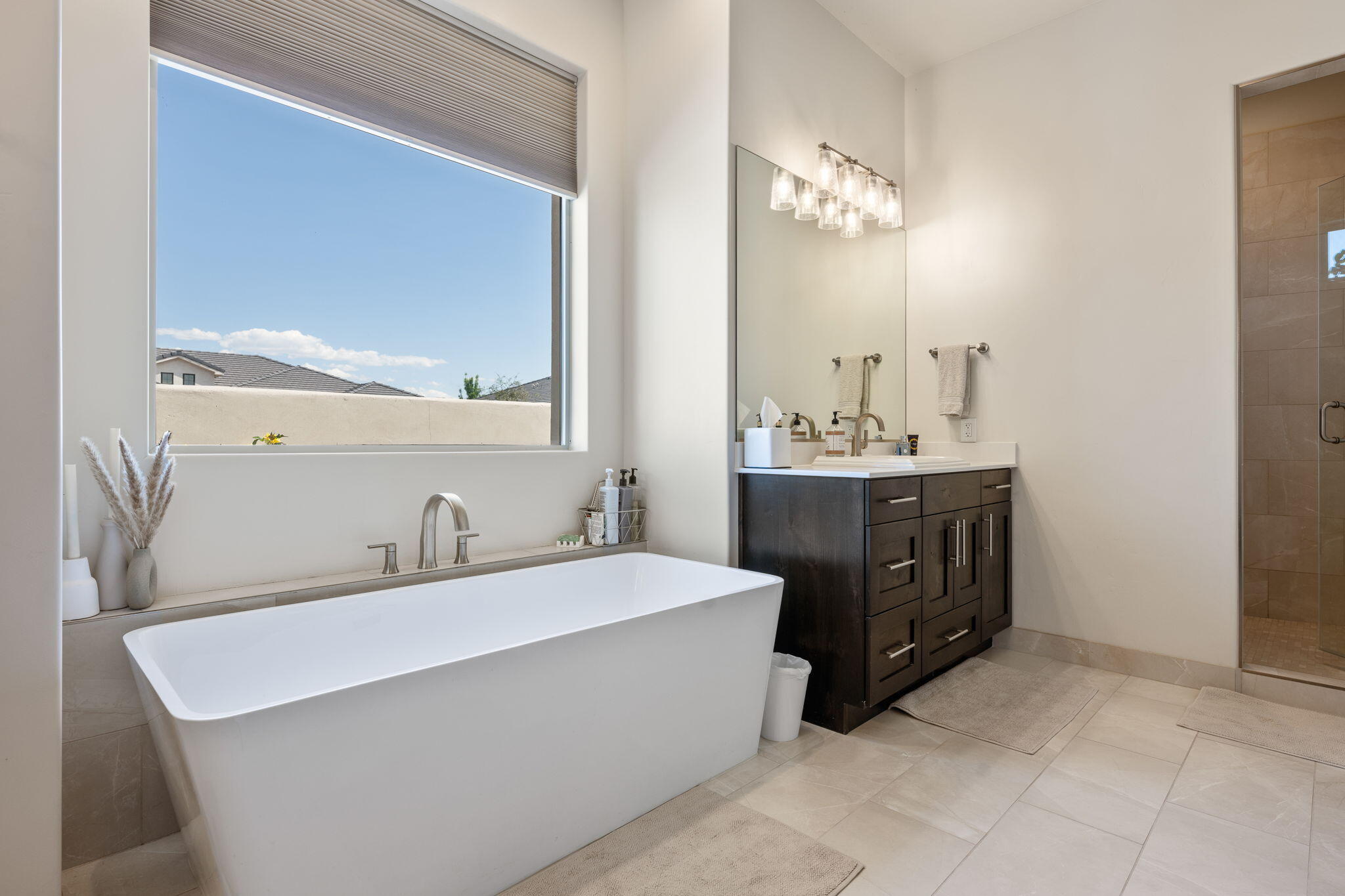 SOUTHERN VISTAS - Residential