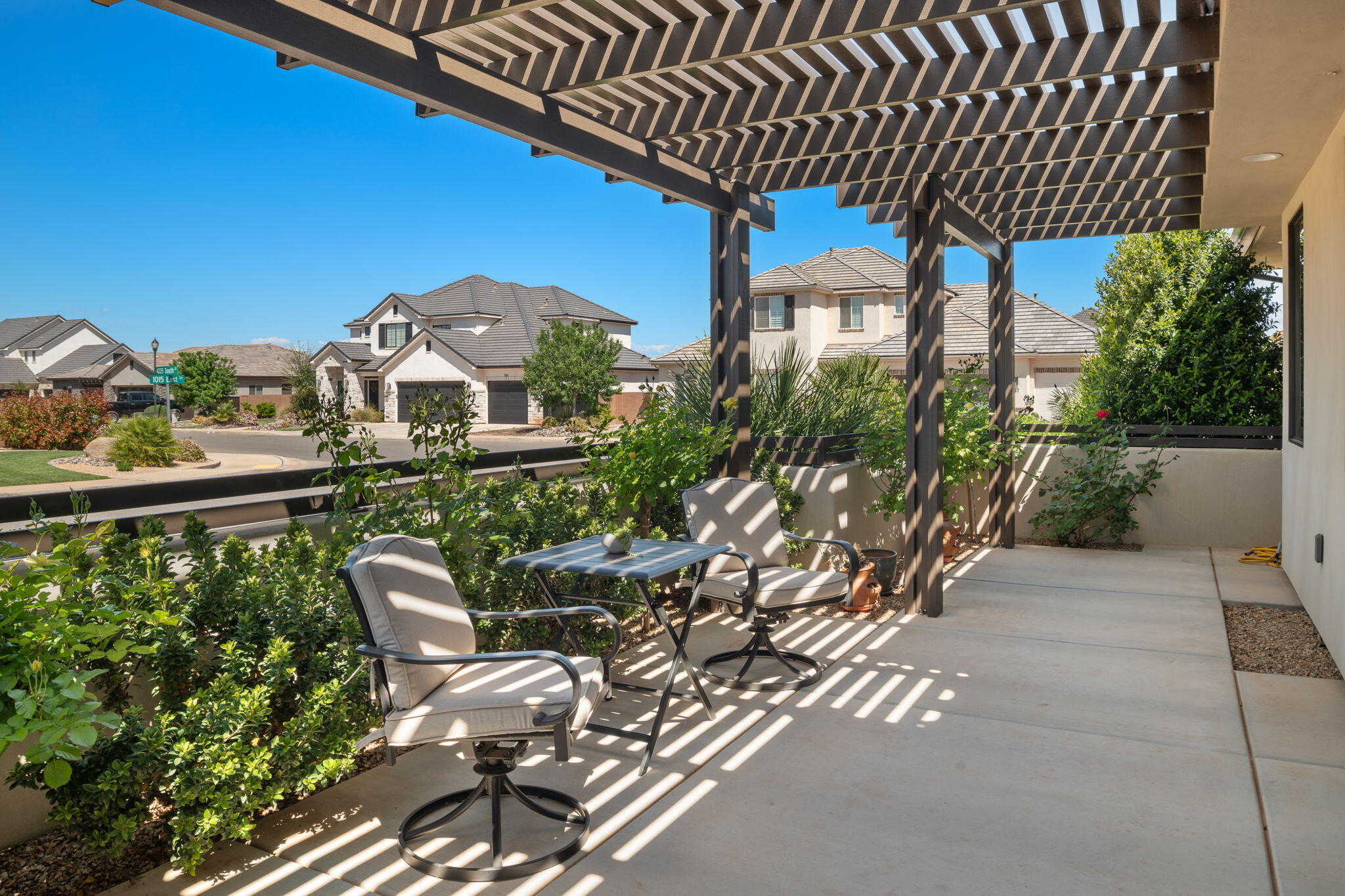 SOUTHERN VISTAS - Residential