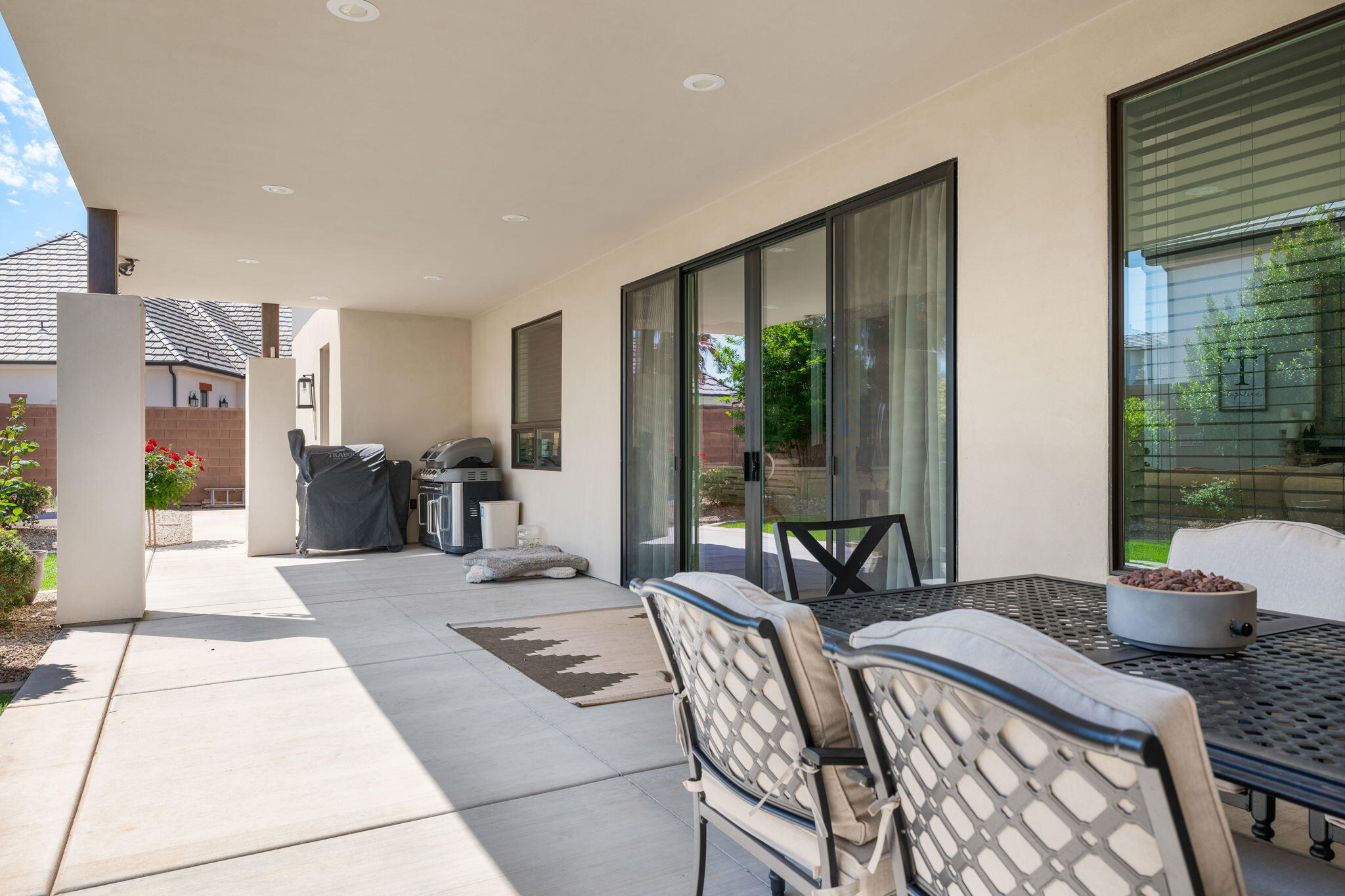 SOUTHERN VISTAS - Residential