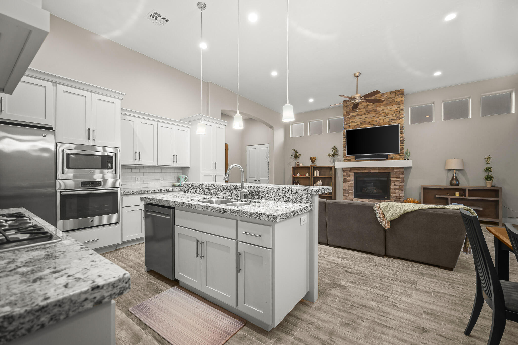 KACHINA SPRINGS EAST - Residential