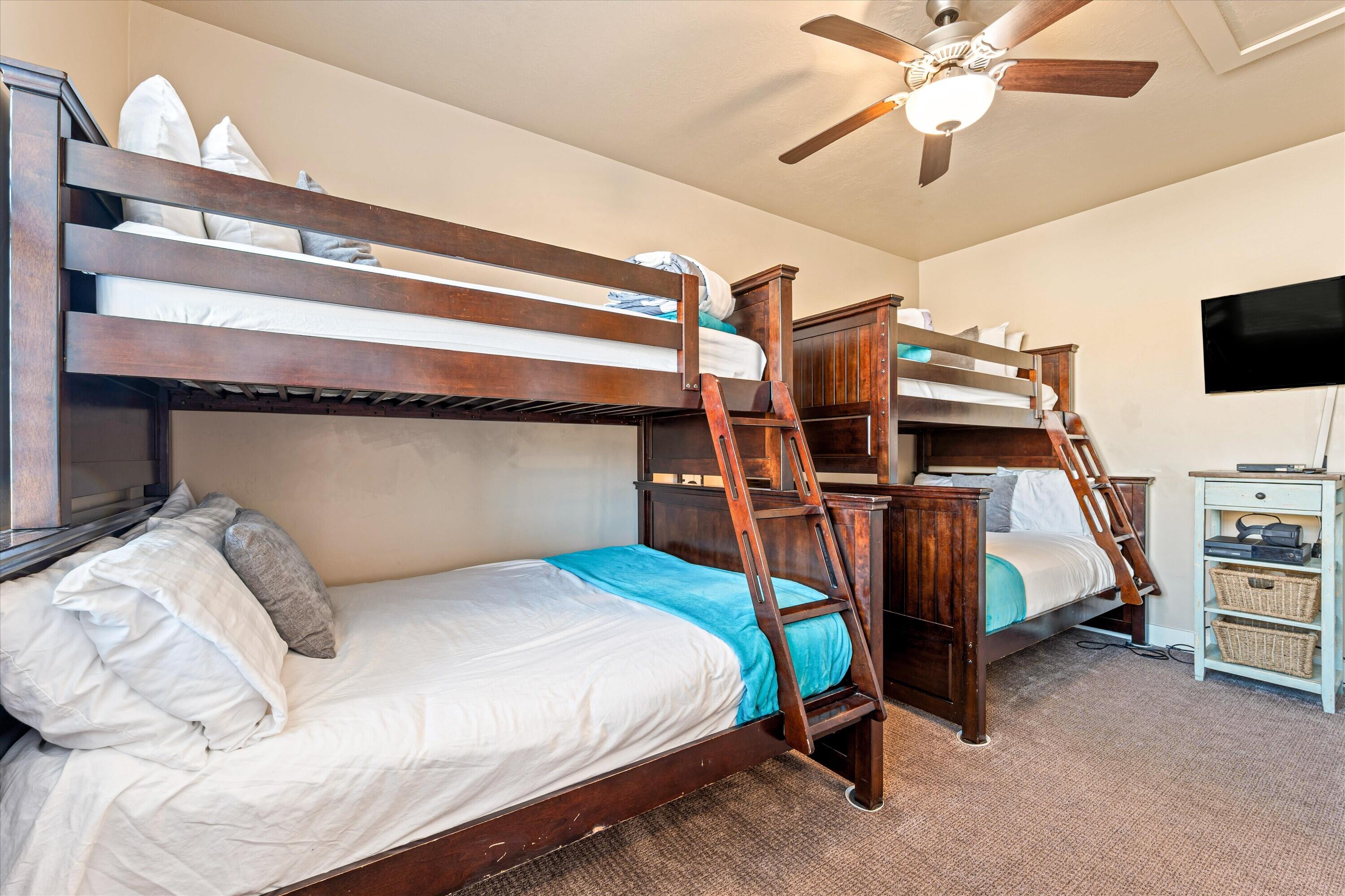 PARADISE VILLAGE AT ZION - Residential