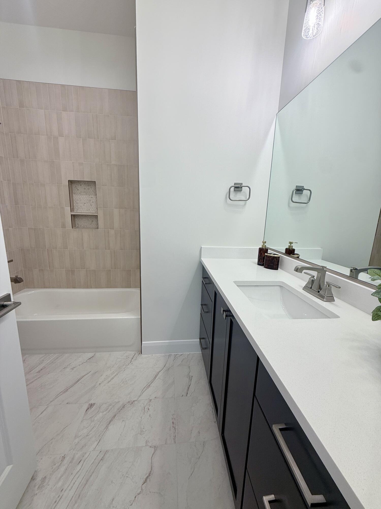 SUNIVA - Residential