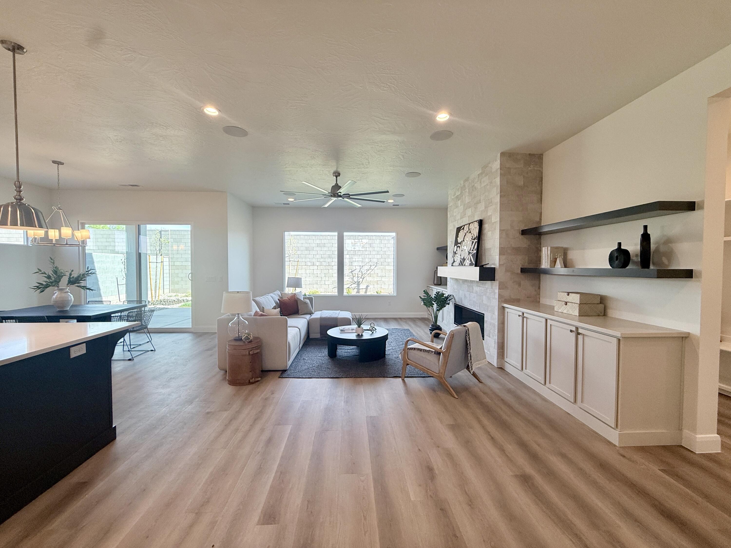 SUNIVA - Residential