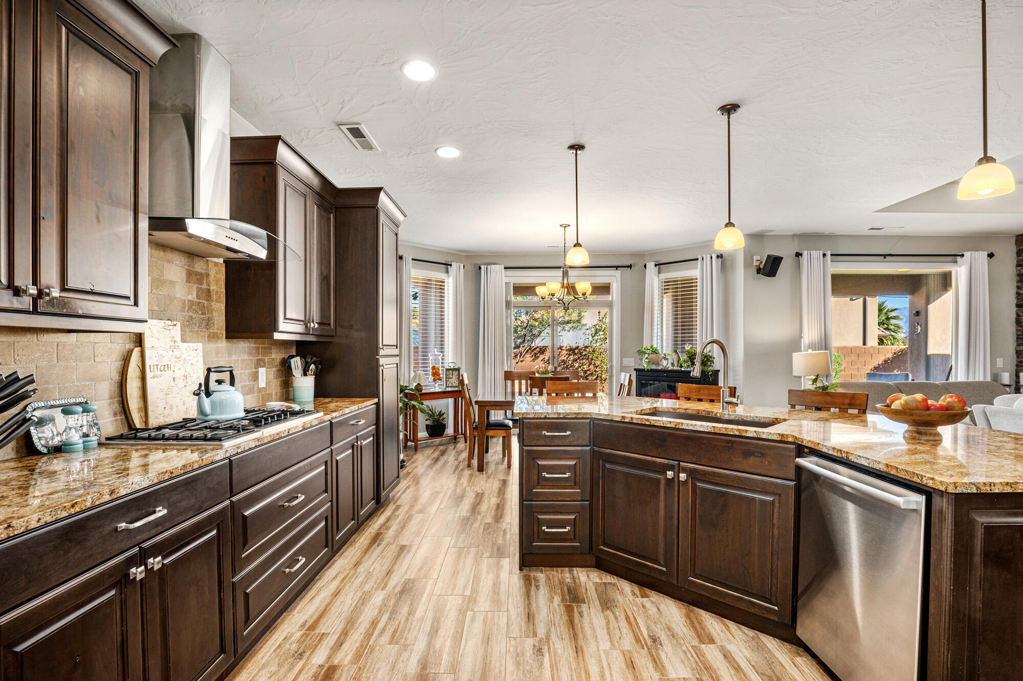 HOMESTEADS AT STUCKI FARMS - Residential
