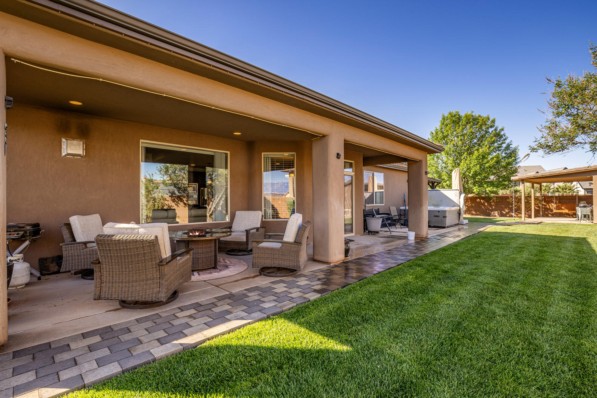 HOMESTEADS AT STUCKI FARMS - Residential
