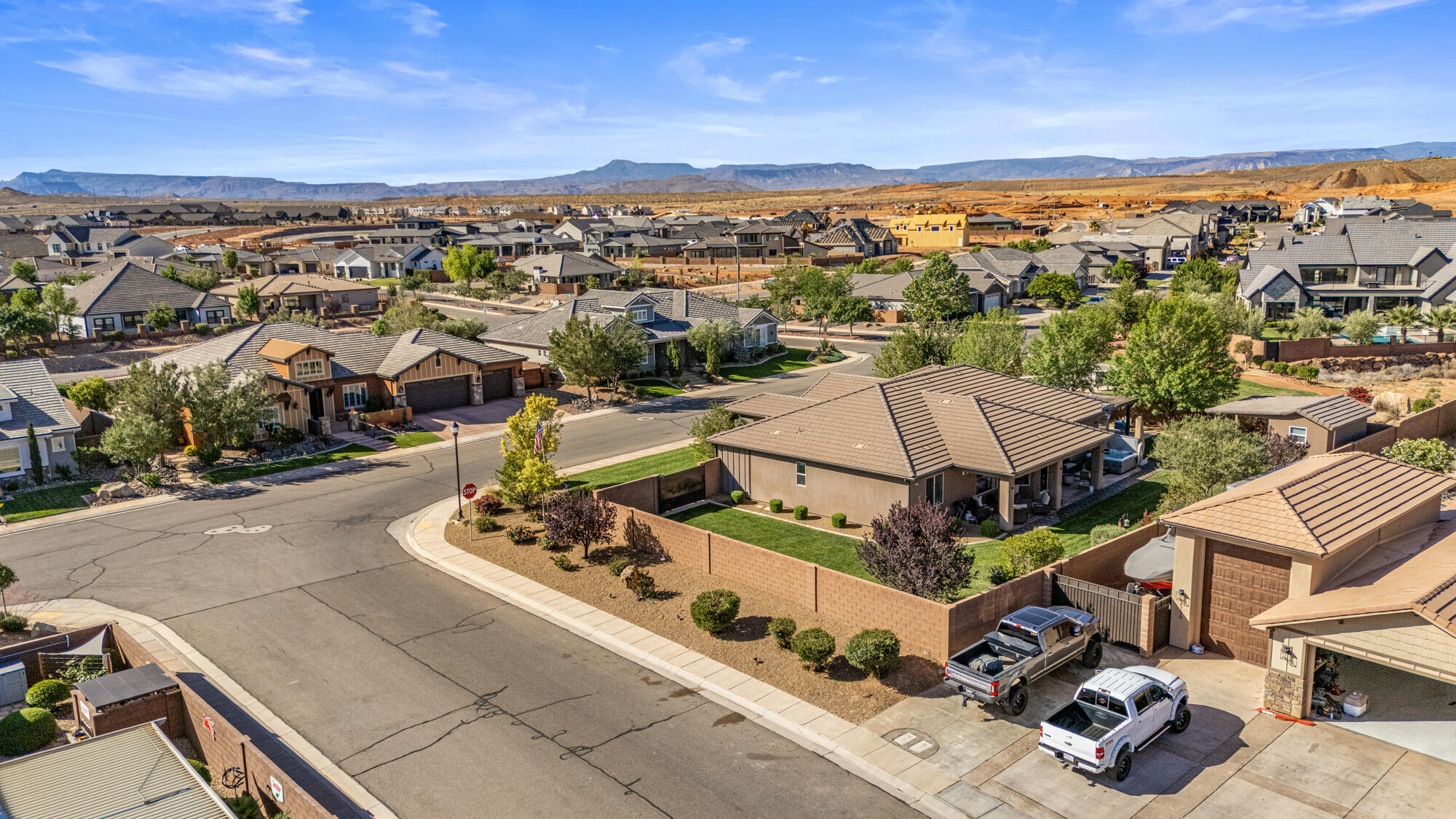 HOMESTEADS AT STUCKI FARMS - Residential