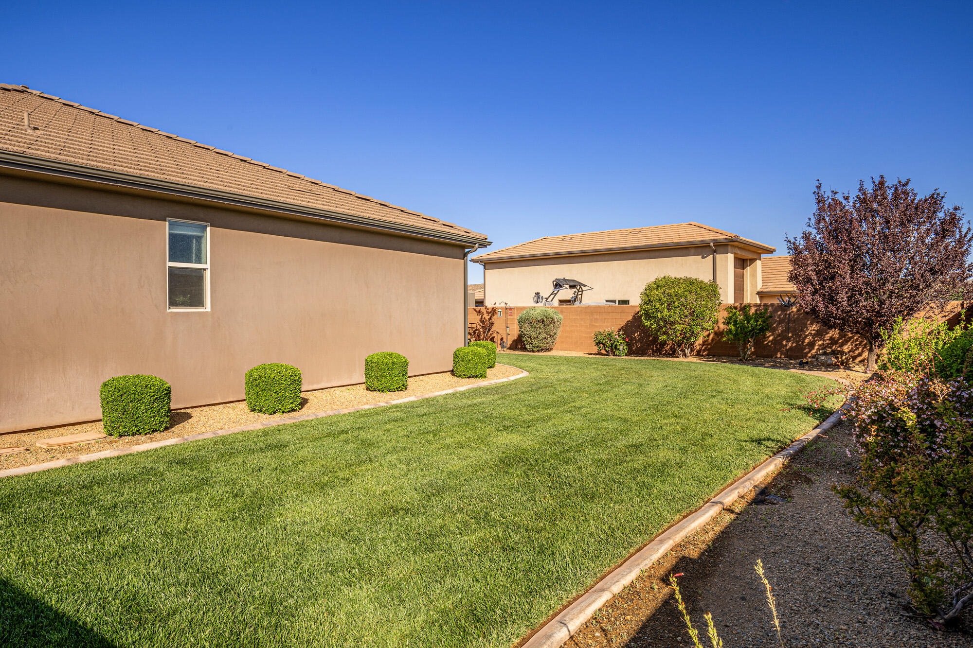 HOMESTEADS AT STUCKI FARMS - Residential
