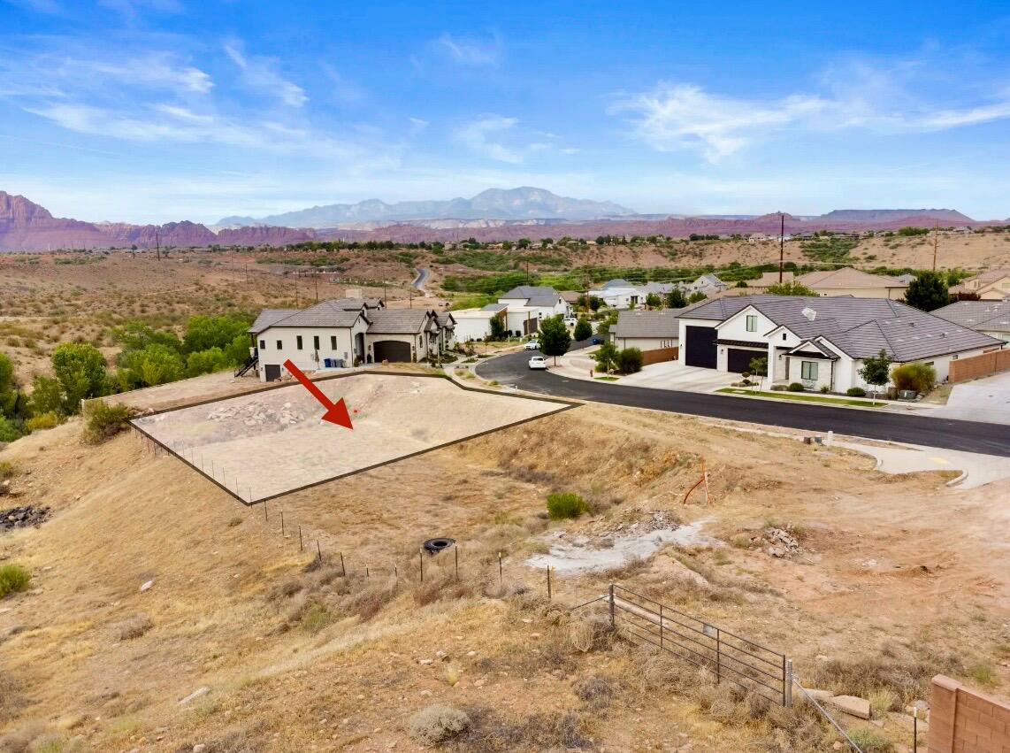 HILLS AT SANTA CLARA - Land