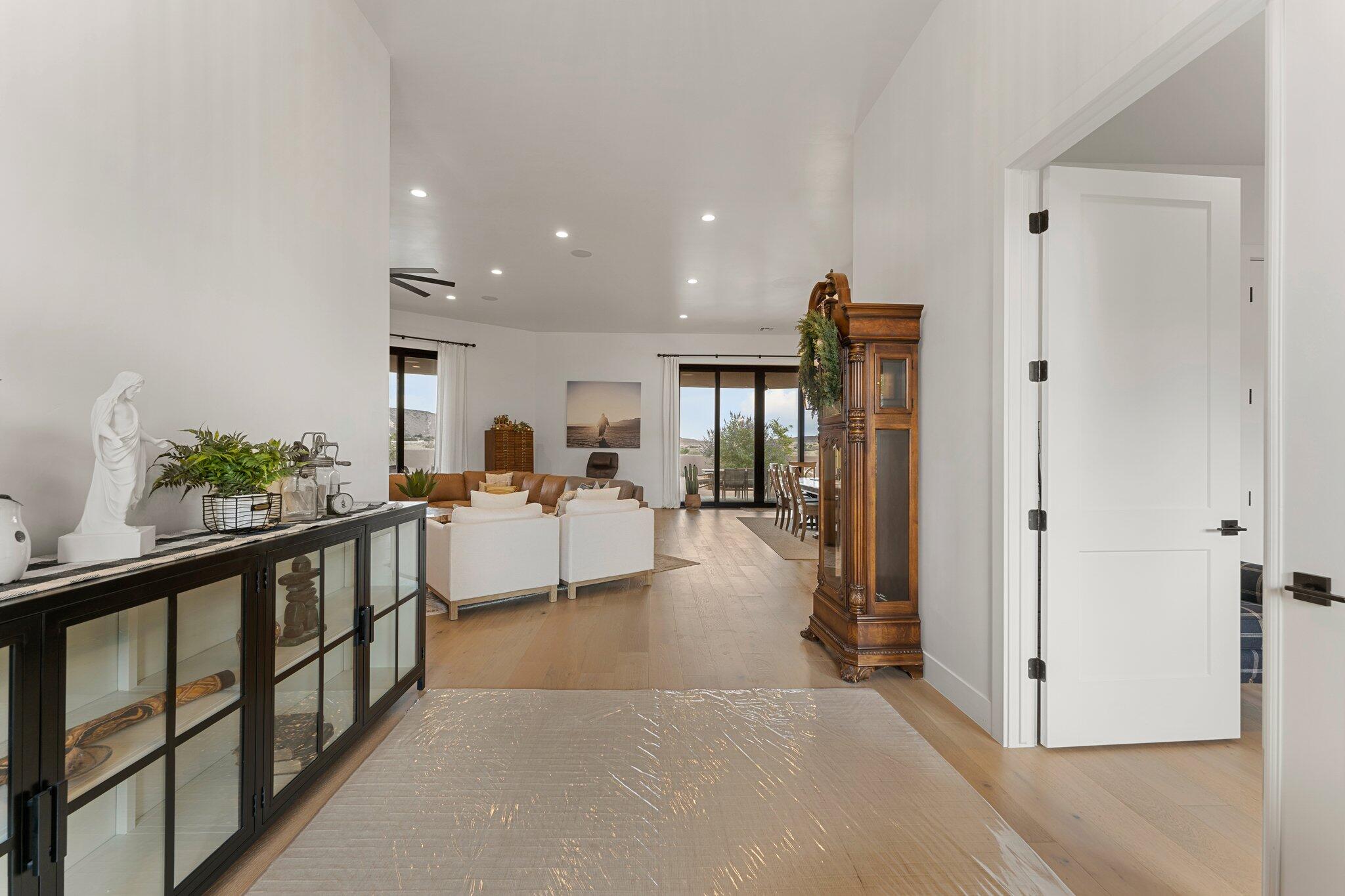 LEDGES OF ST GEORGE - Residential