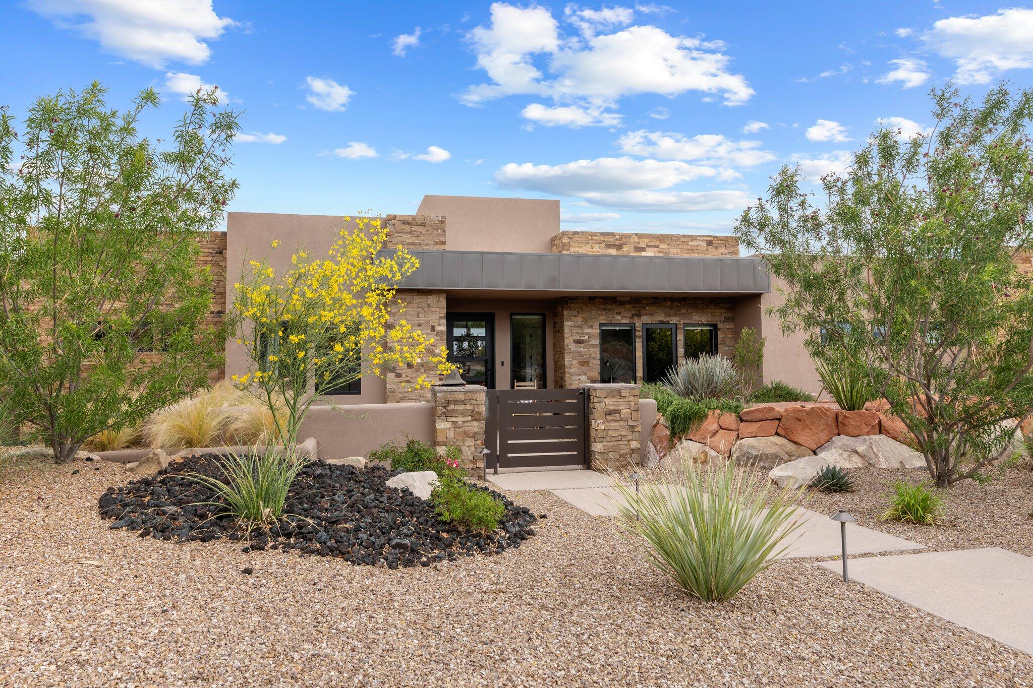 LEDGES OF ST GEORGE - Residential