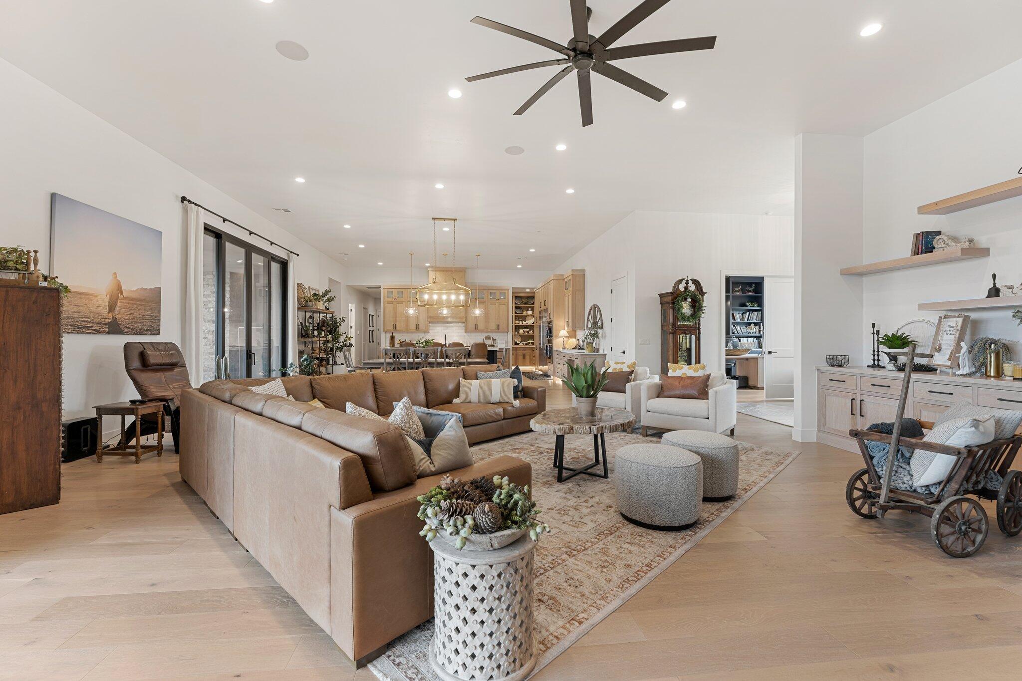 LEDGES OF ST GEORGE - Residential