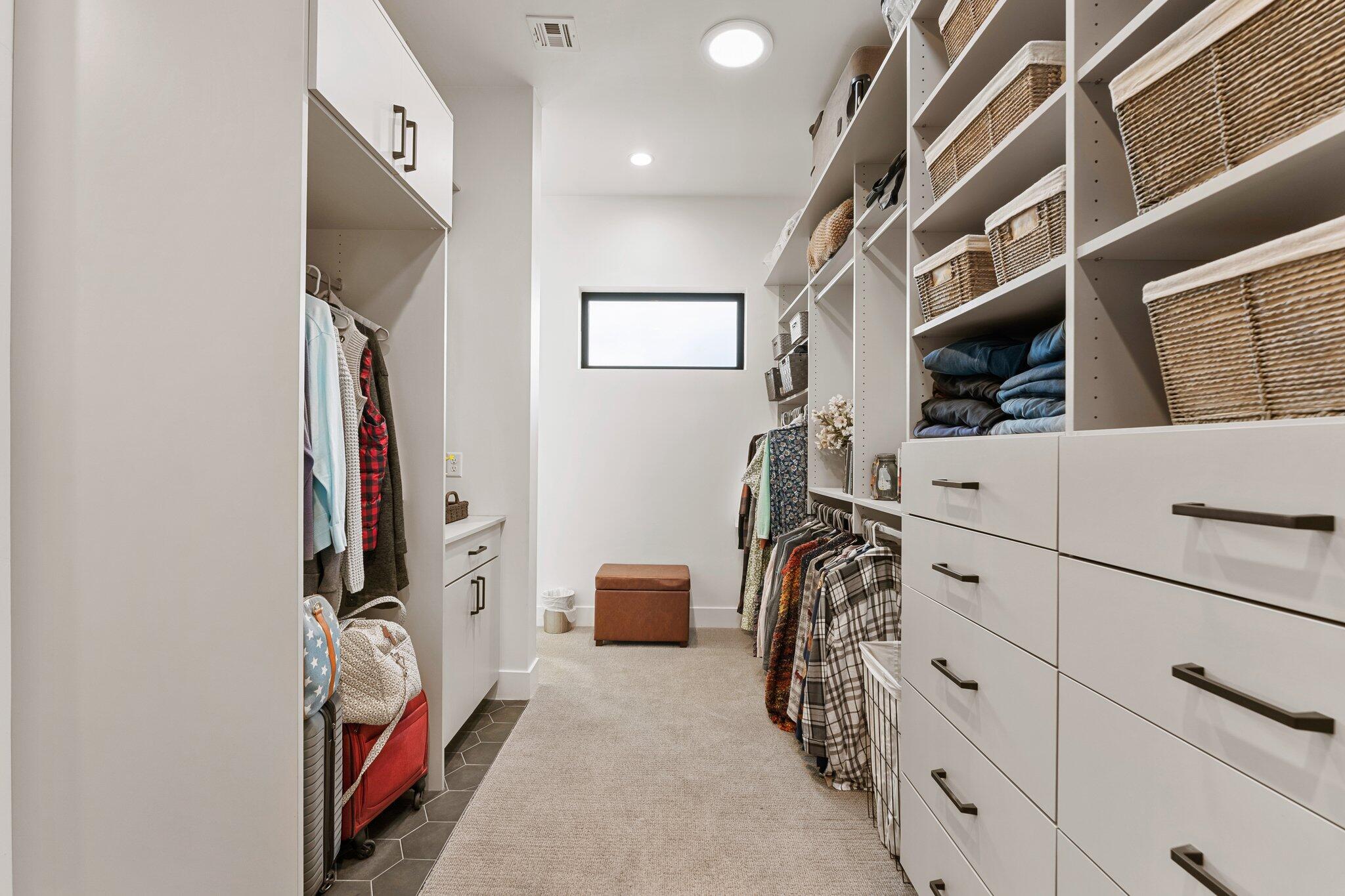 LEDGES OF ST GEORGE - Residential