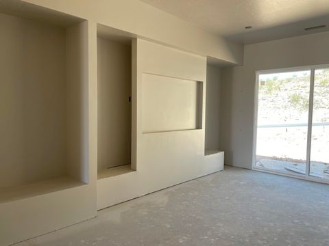 Tiny photo for 1540 W 540 N, Hurricane, UT 84737 (MLS # 26-271416)