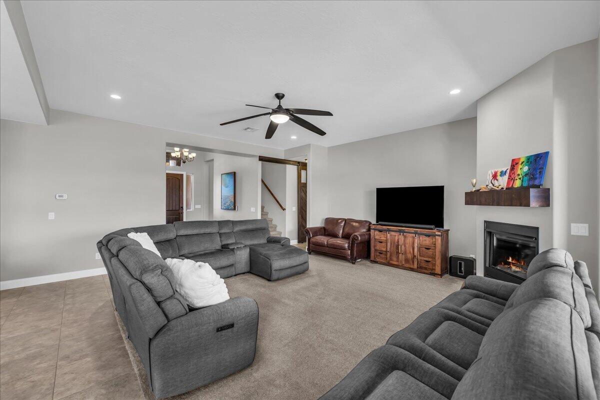 DIXIE SPRINGS - Residential