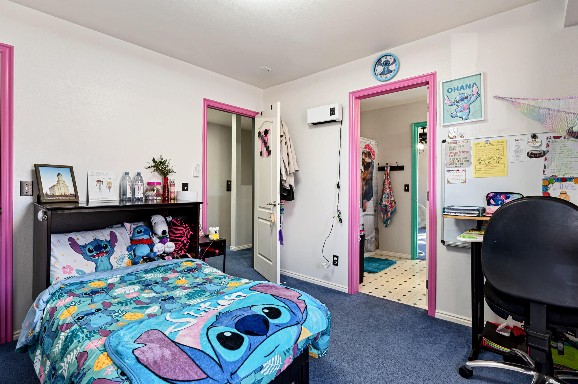 EAGLE POINTE - Residential