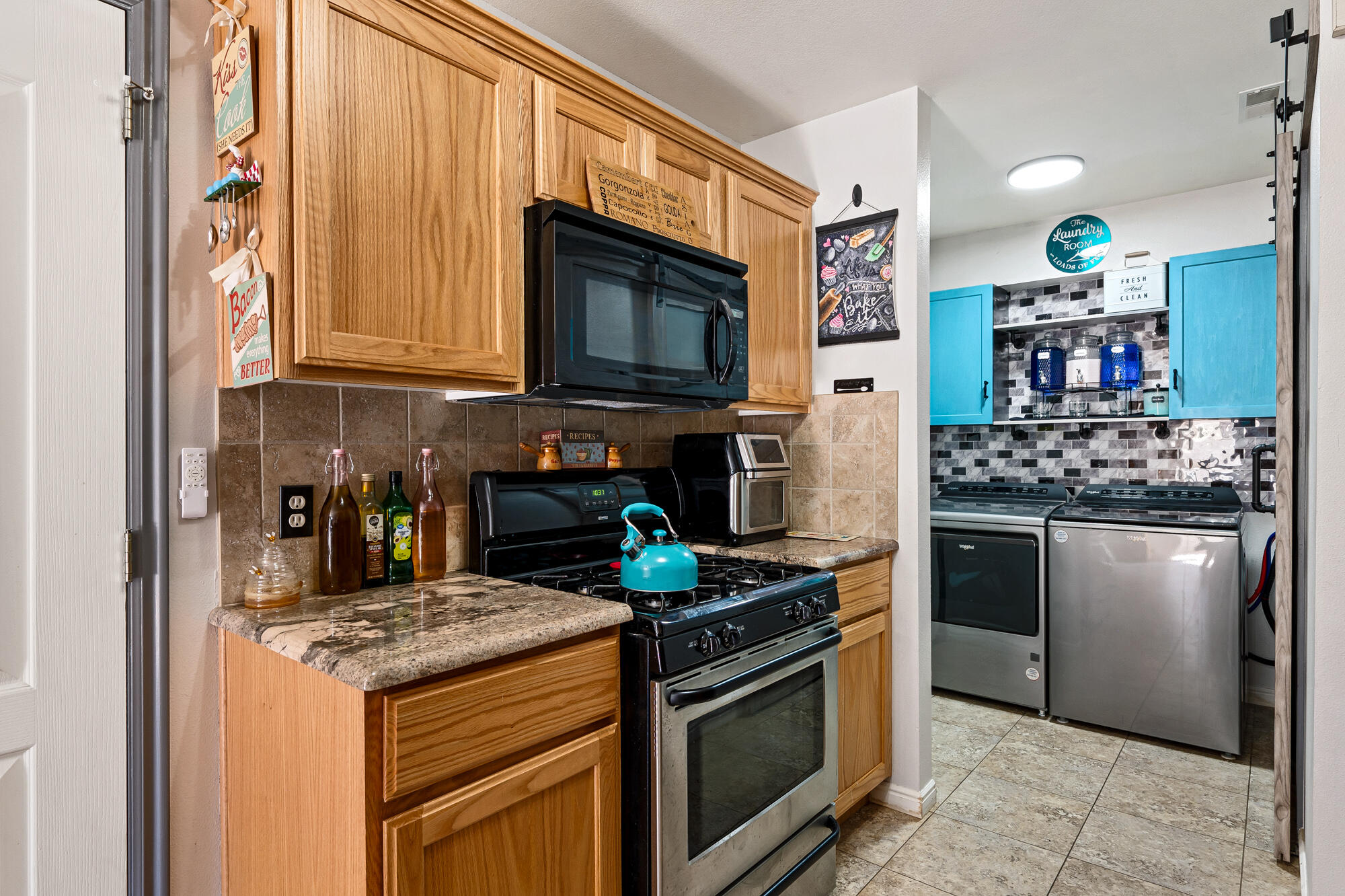 EAGLE POINTE - Residential