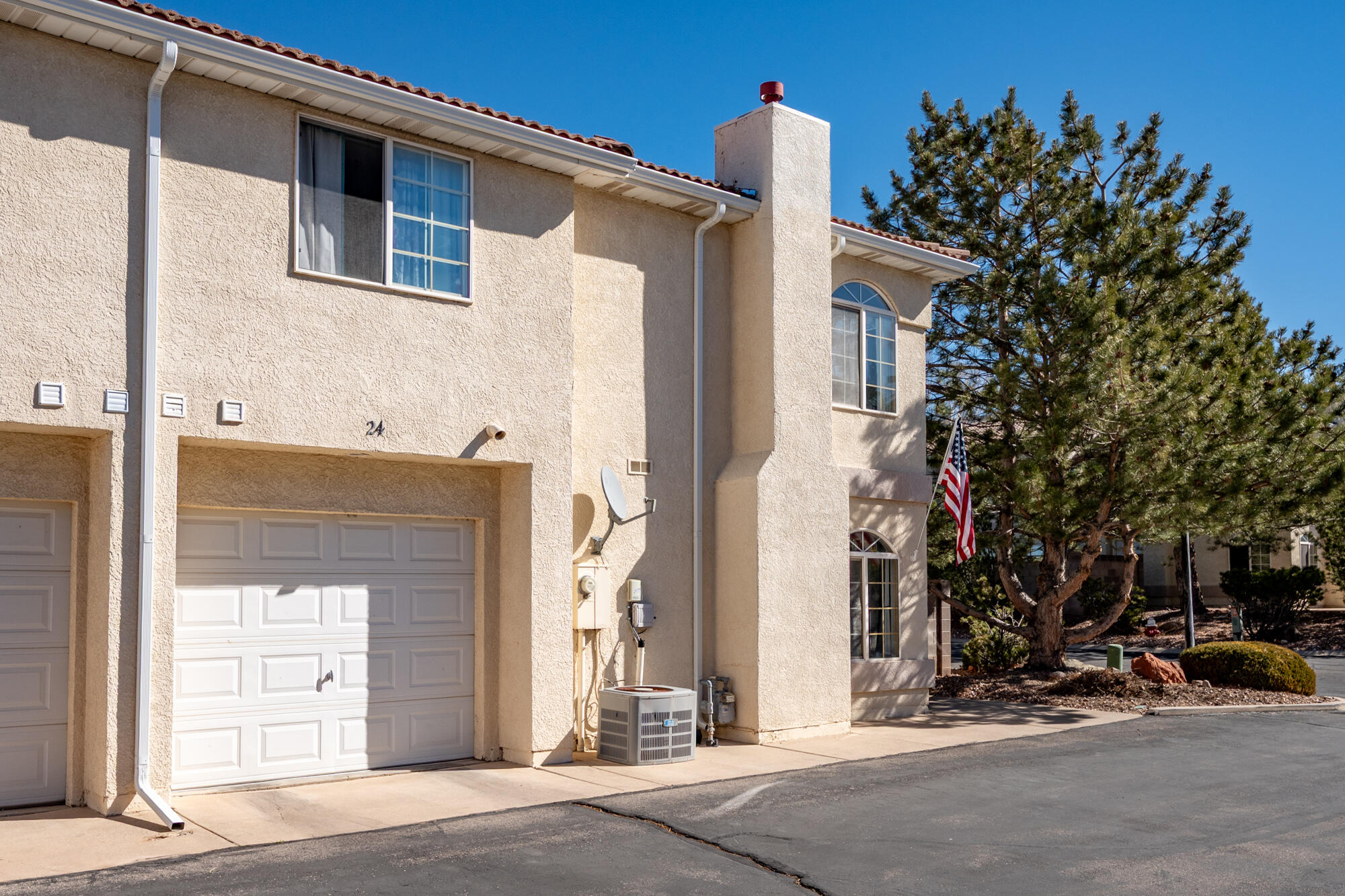 EAGLE POINTE - Residential