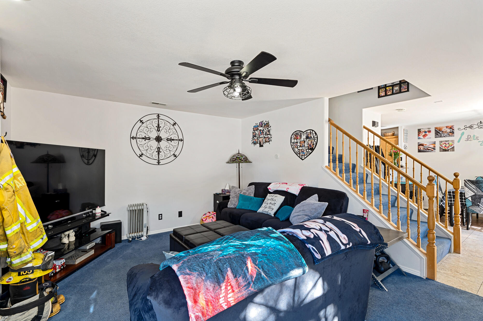 EAGLE POINTE - Residential