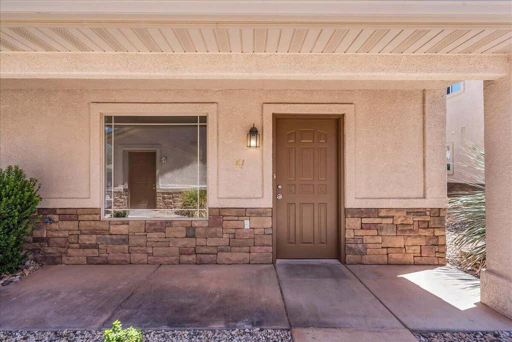 Photo of 316 S 2450 E 41 #41, Saint George, UT 84790 (MLS # 26-275054)