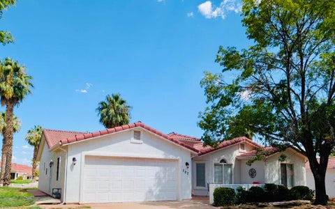 Photo of 527 S Fiesta DR, Ivins, UT 84738 (MLS # 26-274681)