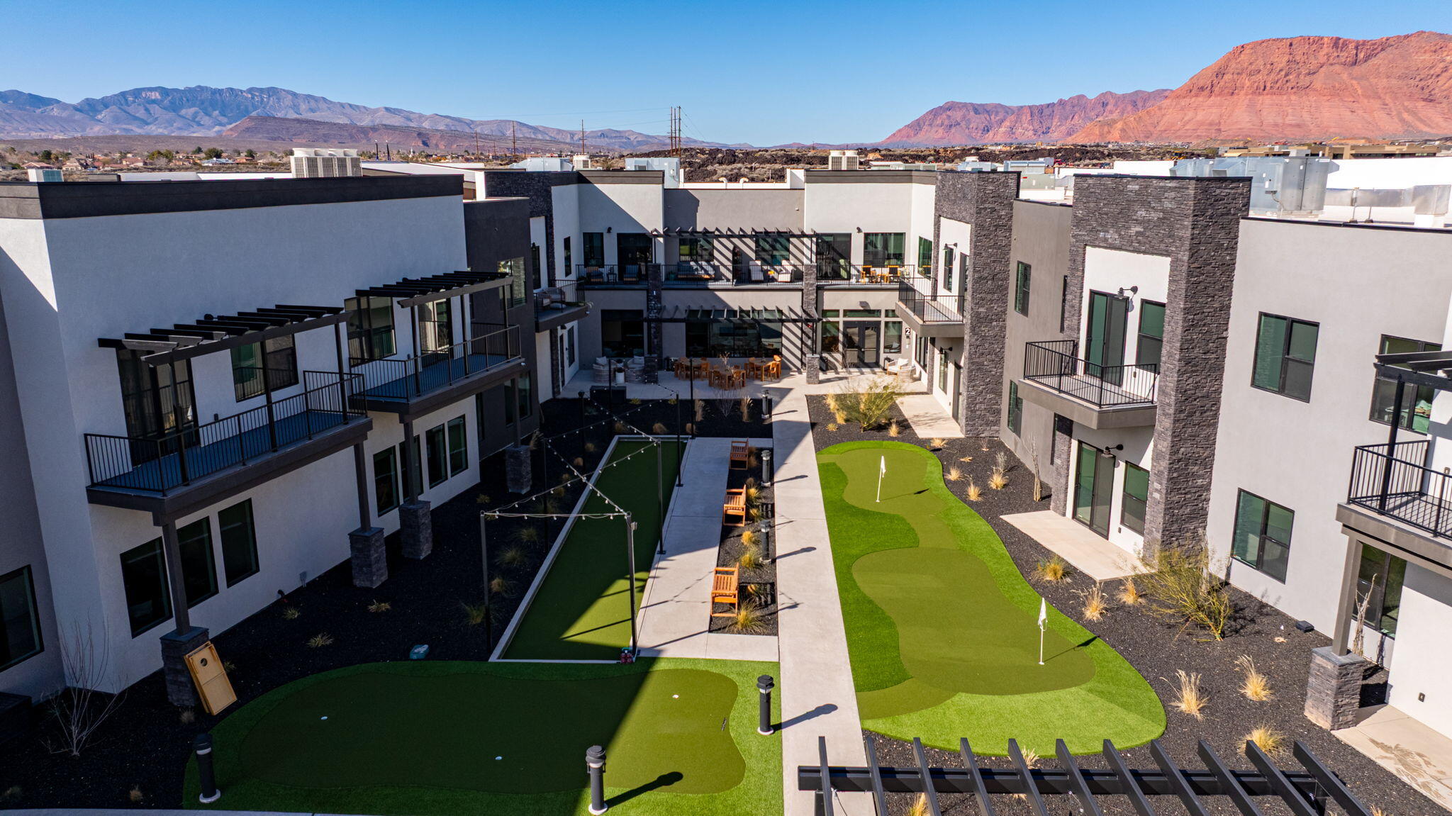 POINT AT SNOW CANYON - Residential