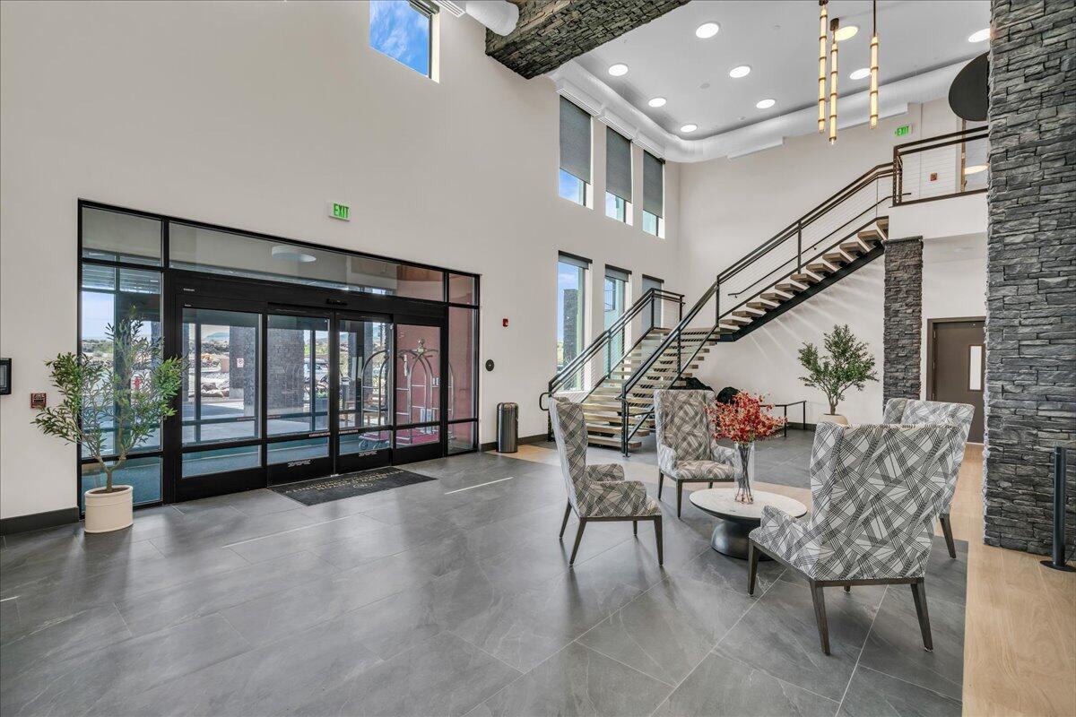 POINT AT SNOW CANYON - Residential