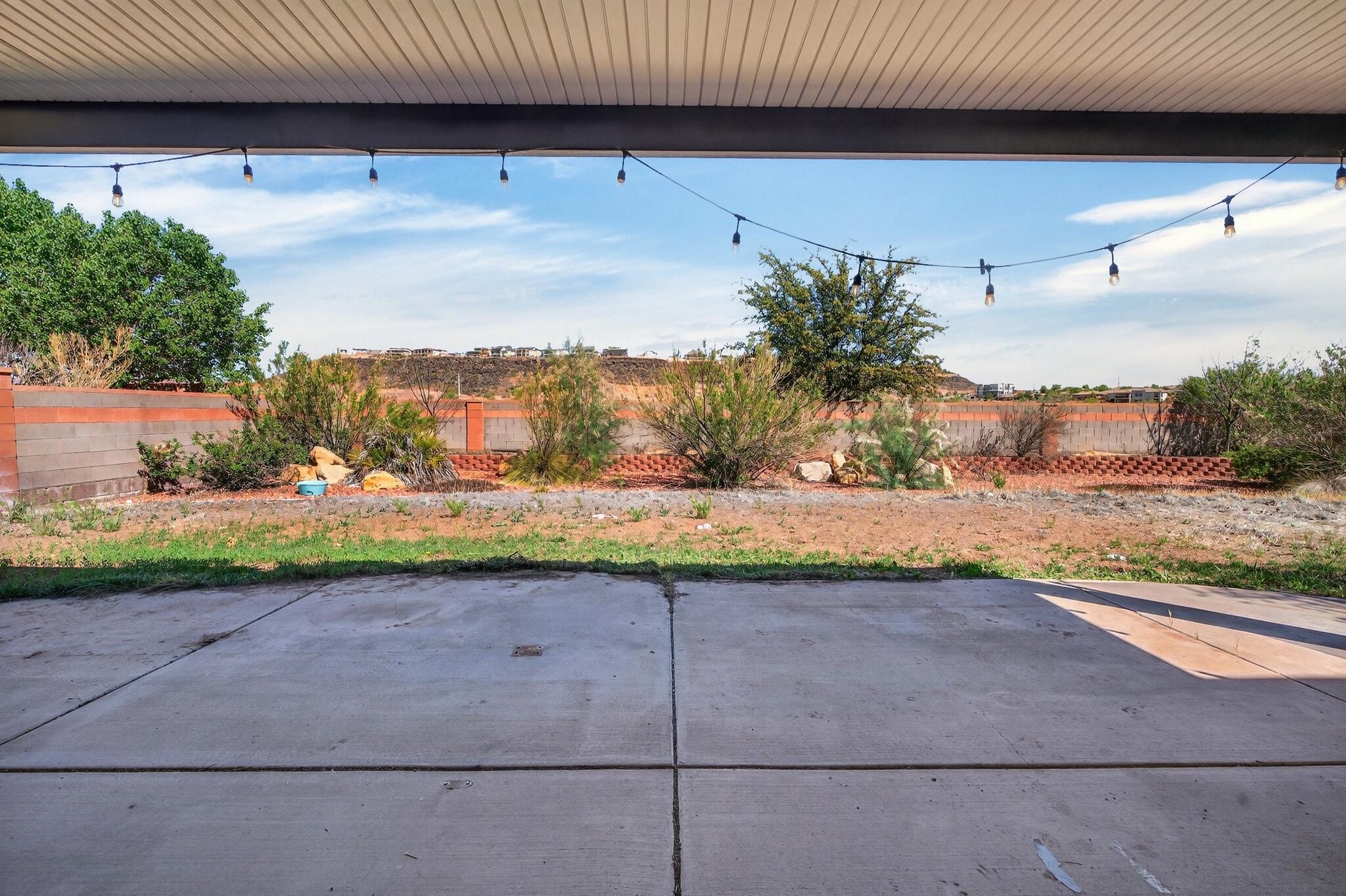 BOULDERS - Residential