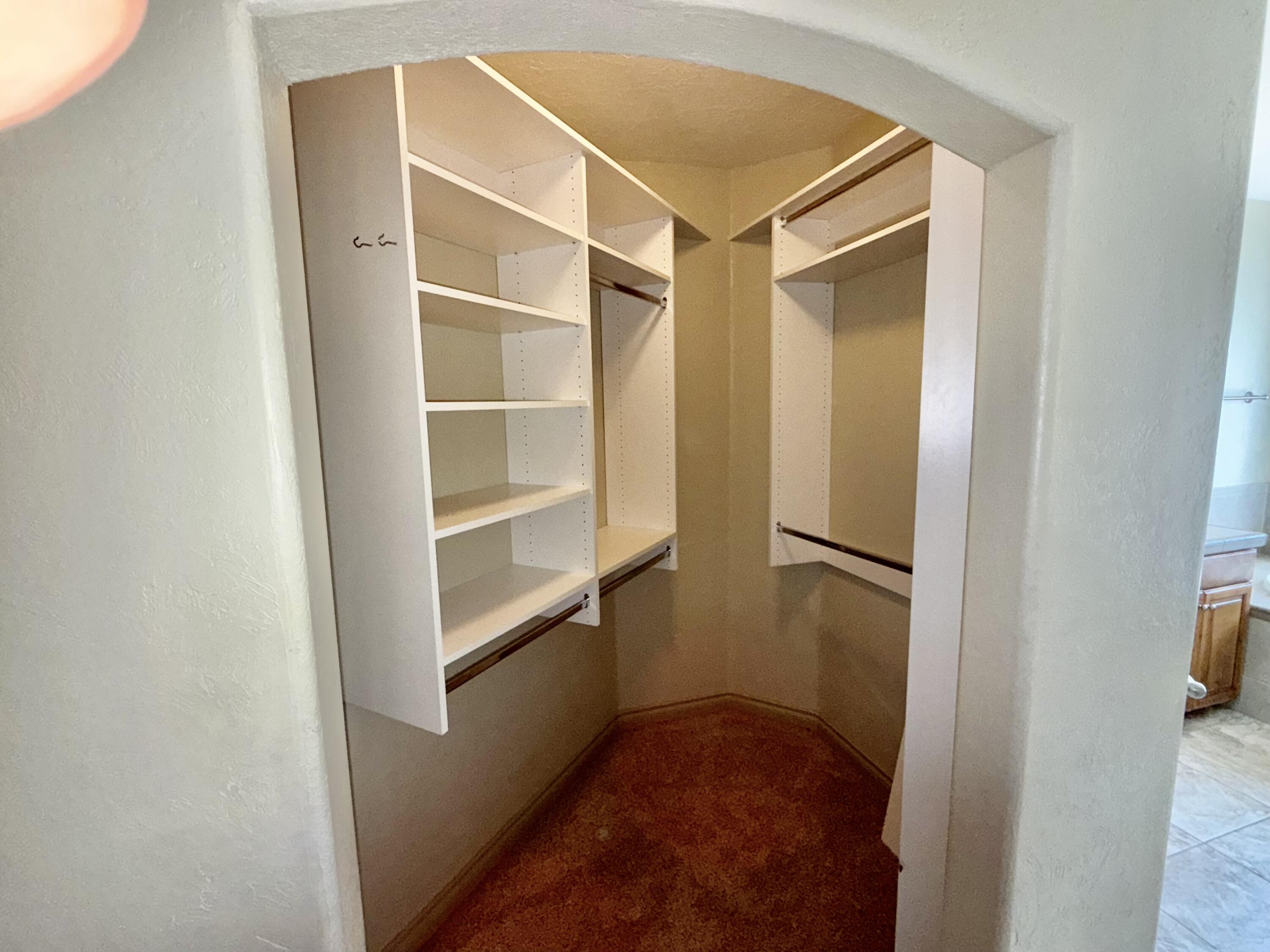 BOULDERS - Residential