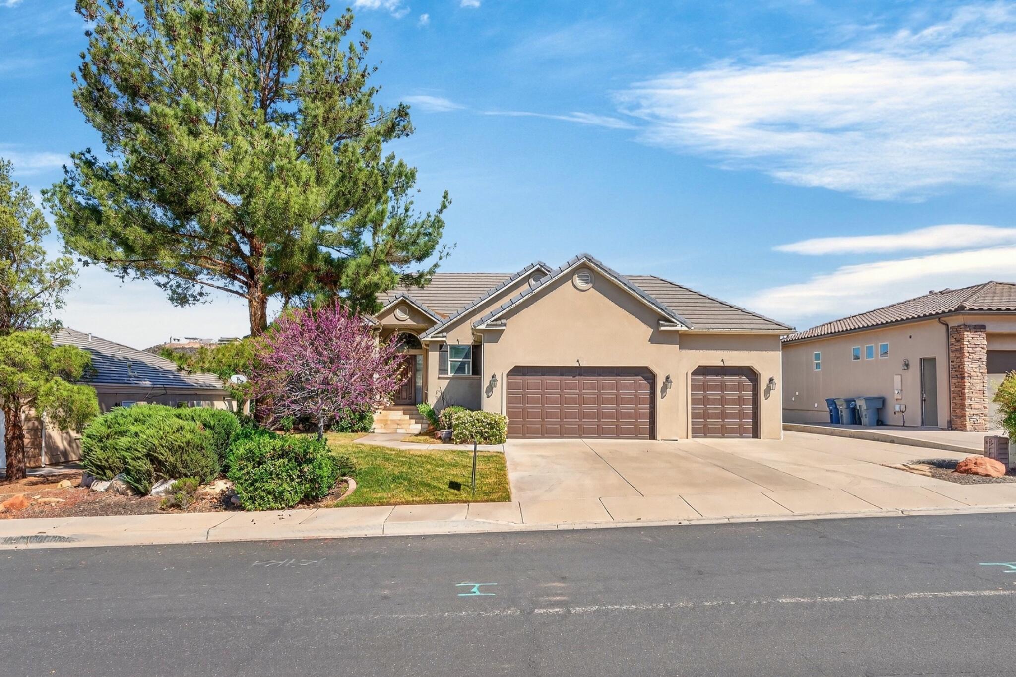 BOULDERS - Residential