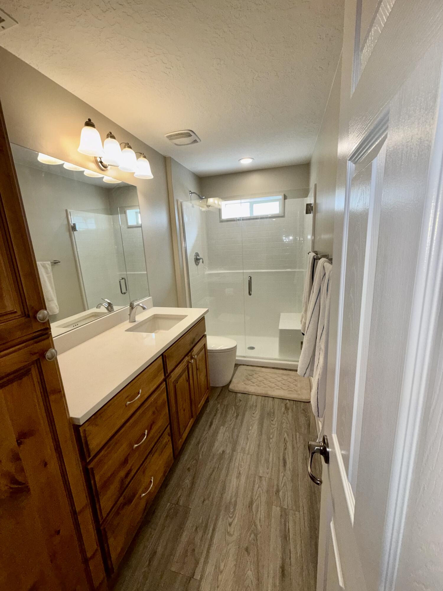 BOULDERS - Residential